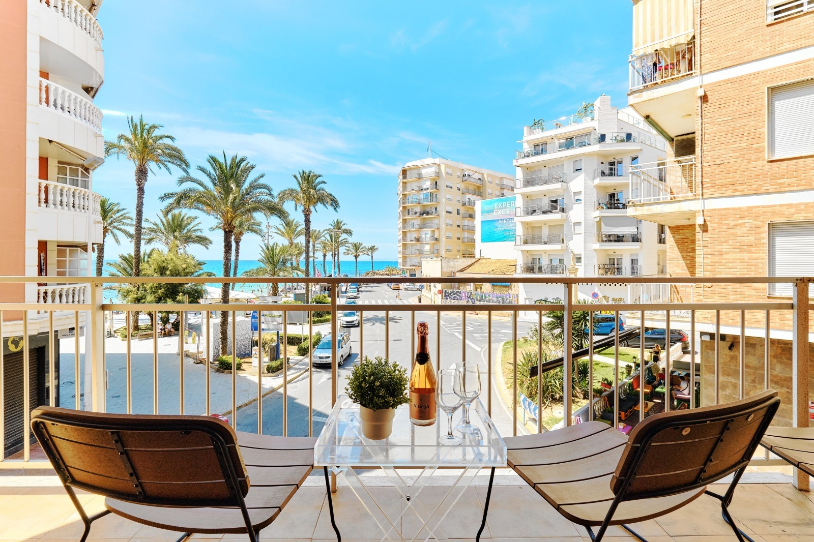Terraza del apartamento APA-XI-001 con vistas al mar